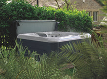 Load image into Gallery viewer, VACATION LOUNGE Hot Tub - Hot Tub with Lounger for Home or Holiday Let | RFH Hot Tubs
