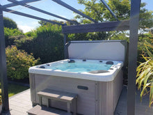 Load image into Gallery viewer, TRIDENT - Affordable Hot Tub for Unbeatable Value | RFH Hot Tubs
